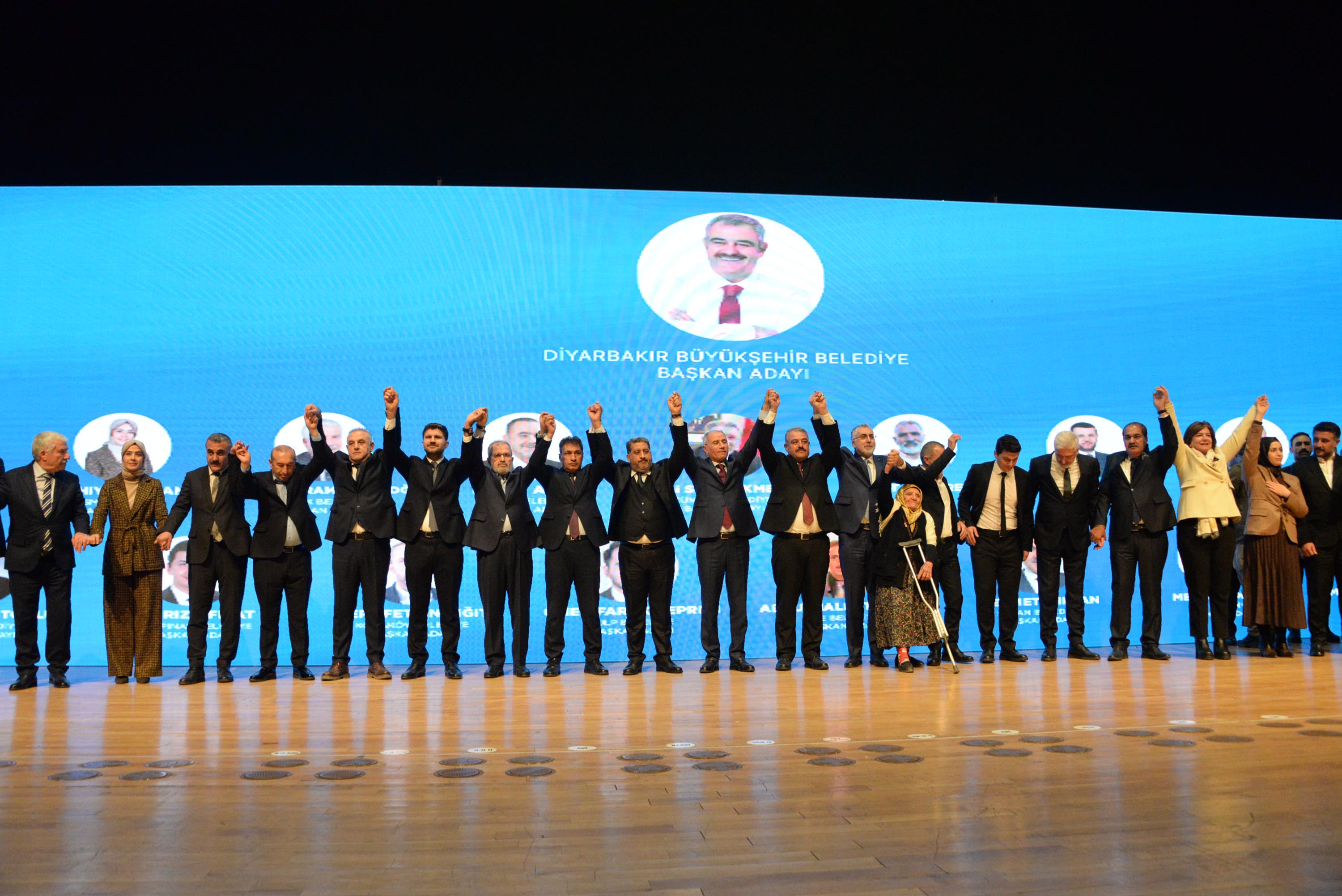 Bakan Işıkhan: Ata toprağına vefa, yakarak yıkarak değil; yaparak, iyileştirerek ödenir (2)