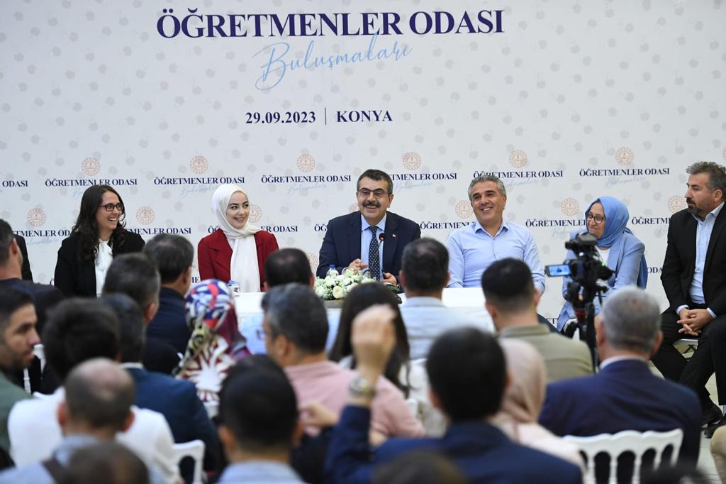 Bakan Tekin: Parti ayrımı yapmadan, yerel yöneticilerin eğitim ve öğretime desteklerini takdir ediyorum (4)