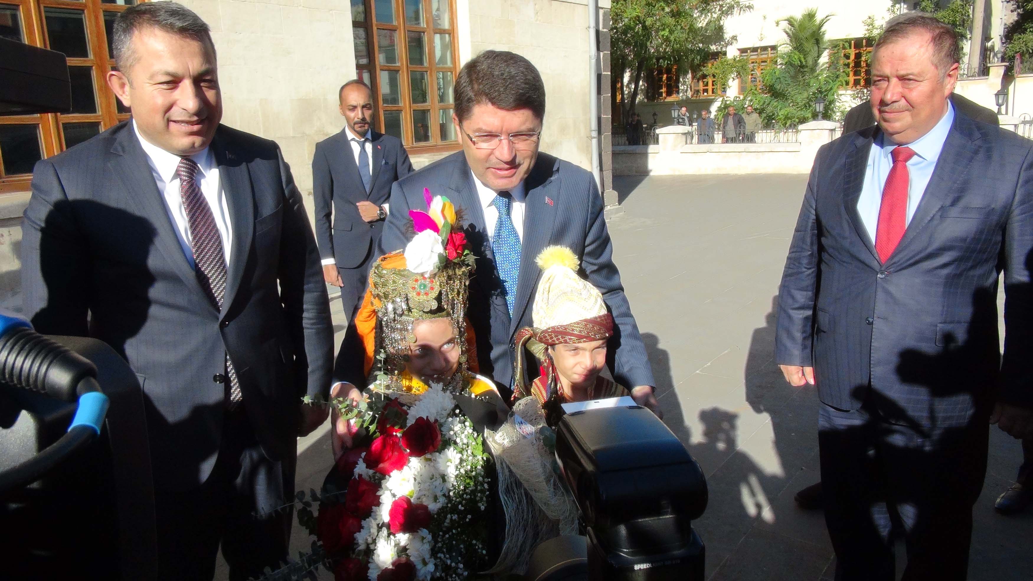 Bakan Tunç: Hasar tespiti ve yıkım kararı davaları, 168 günde tamamlanacak