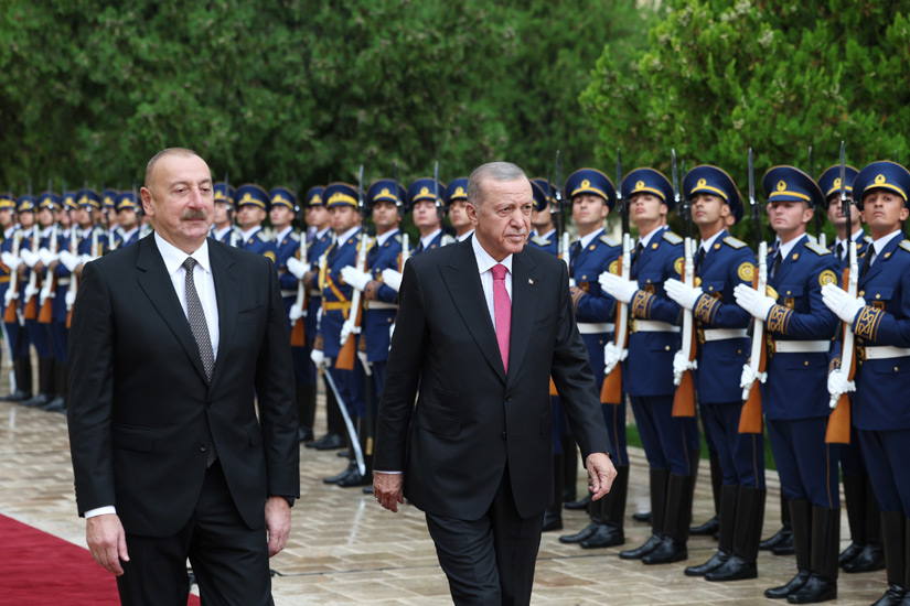 Cumhurbaşkanı Erdoğan’dan Nahçıvan’da resmi temaslar