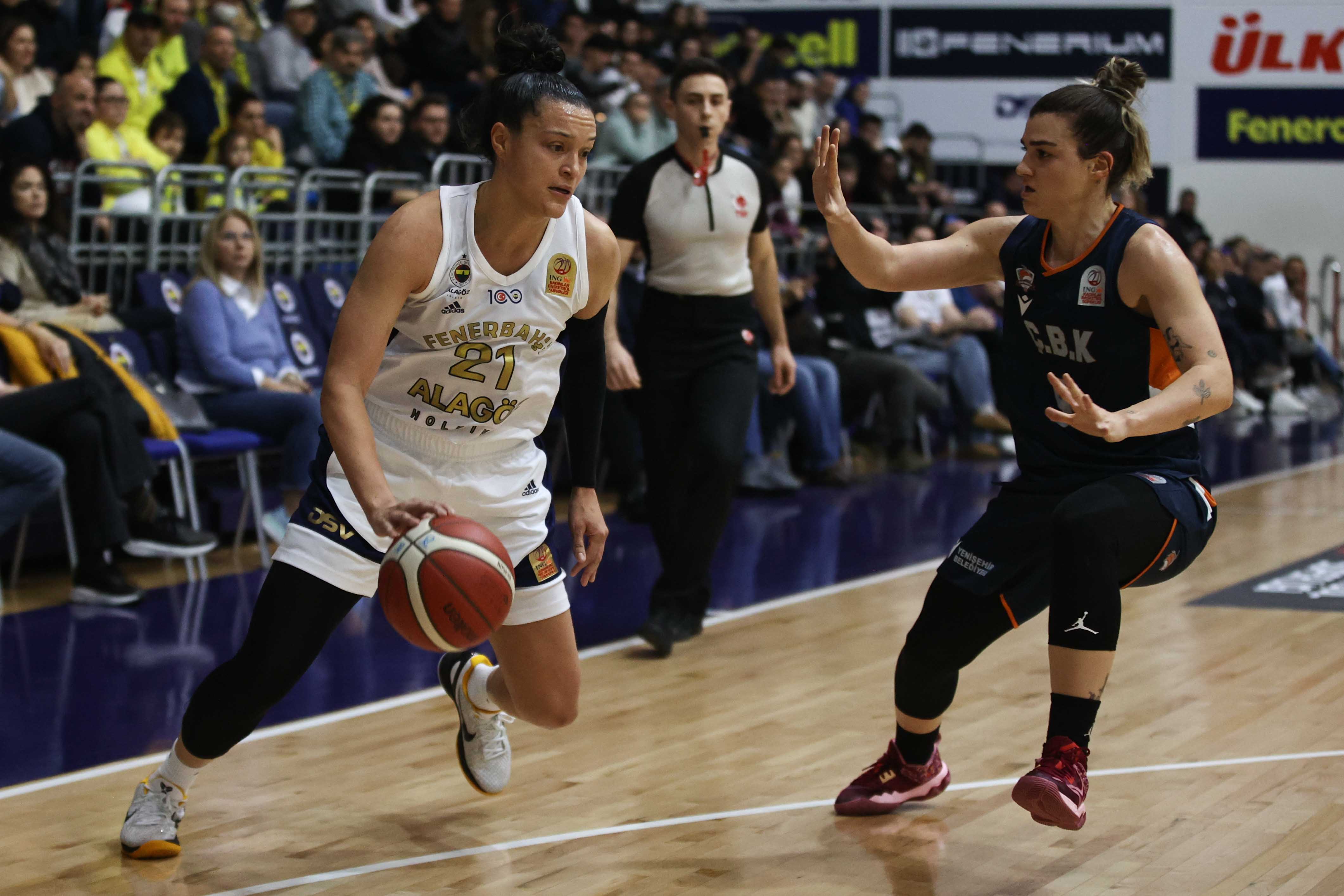 Fenerbahçe Alagöz Holding - ÇBK Mersin: 76-54