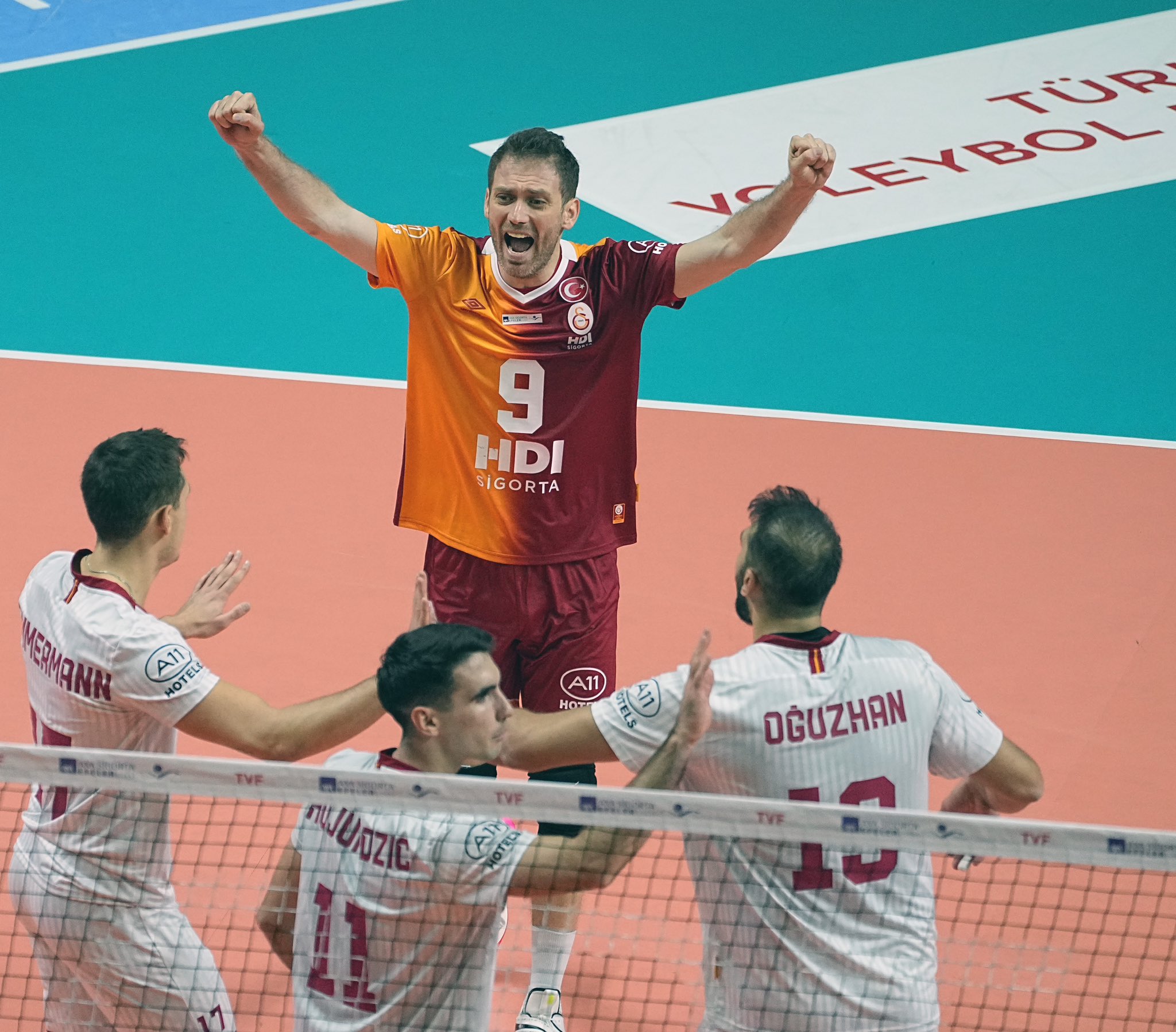 Galatasaray HDI Sigorta - TÜRŞAD: 3-0