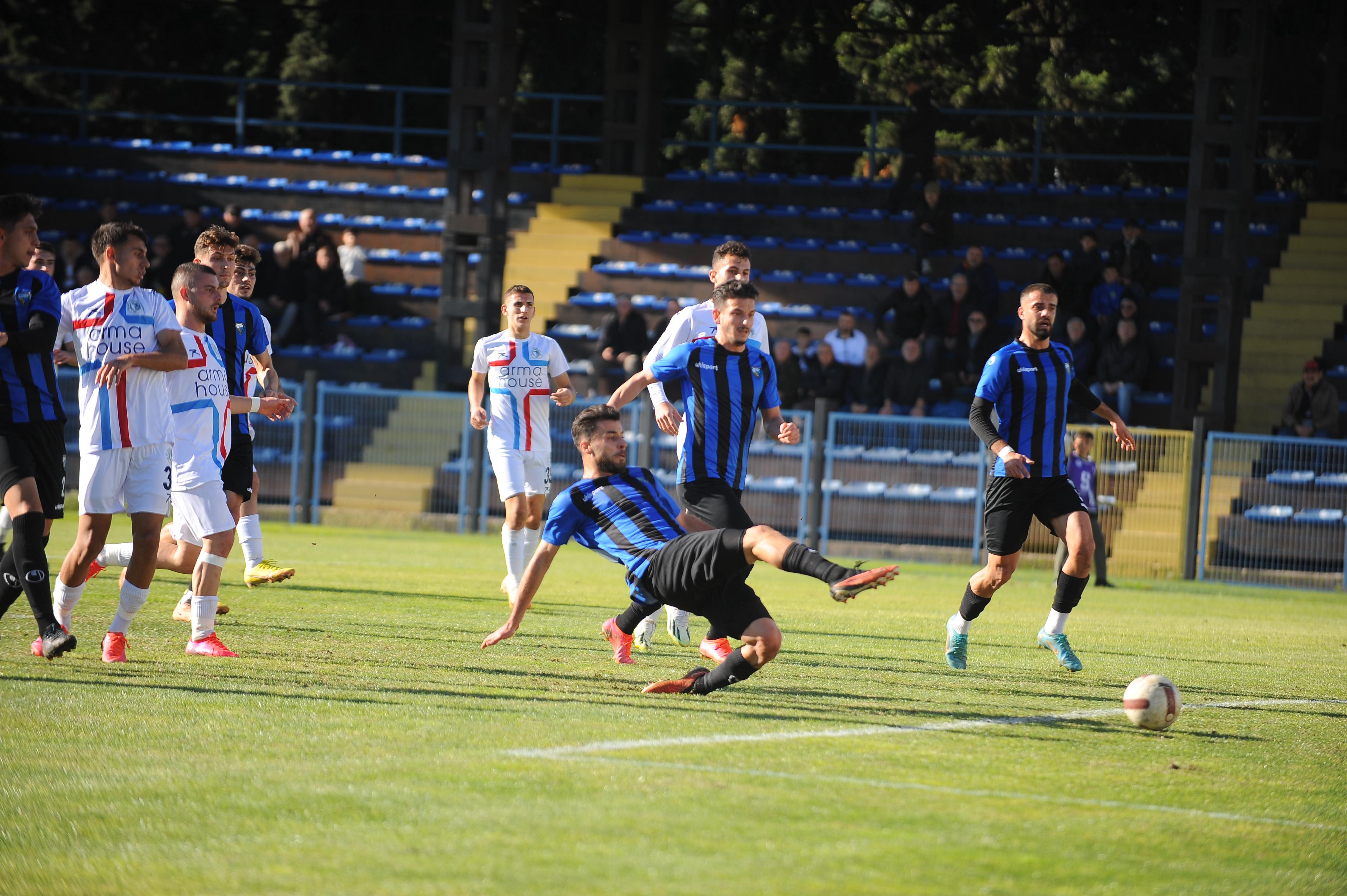 Karacabey Belediyespor - Beyoğlu Yeni Çarşı: 1-1