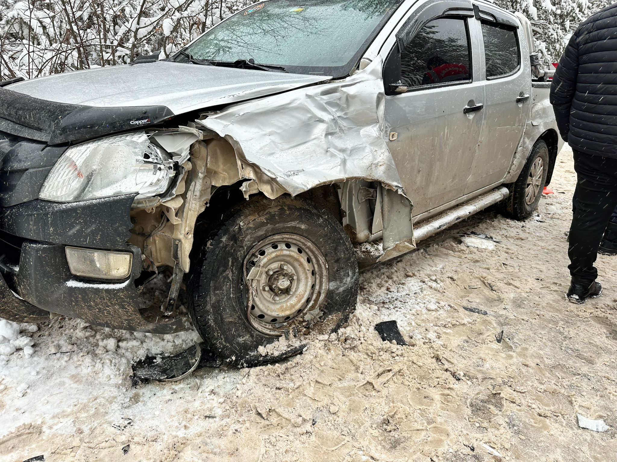 Kaza raporu hazırlayan jandarma ve sürücüye cip çarptı: 2 yaralı