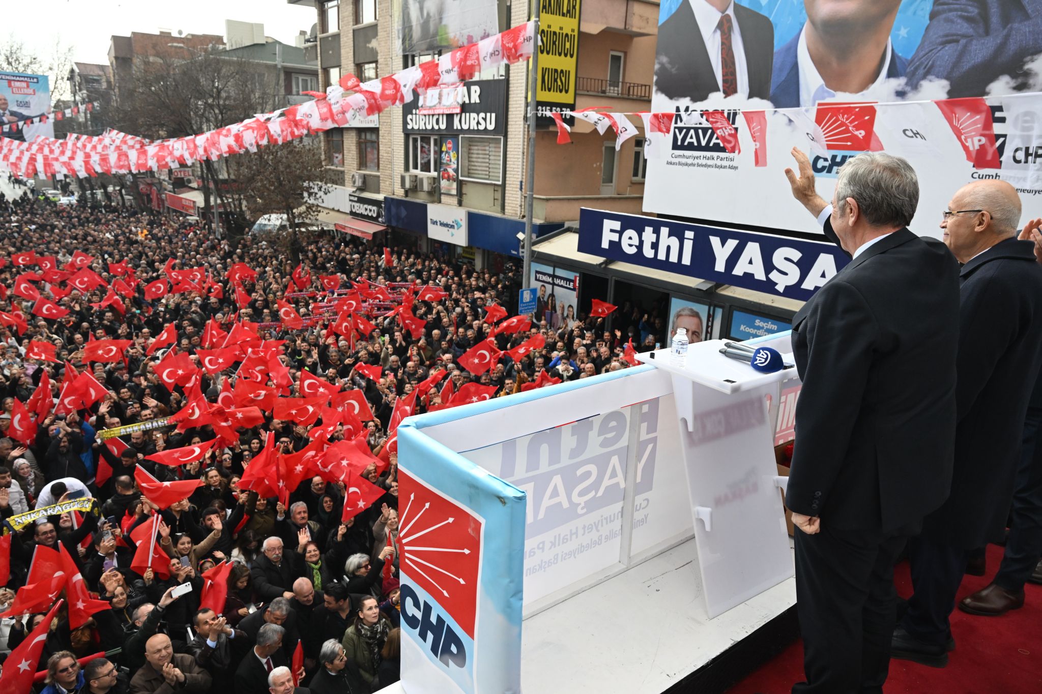 Mansur Yavaş: Önce insan için varız