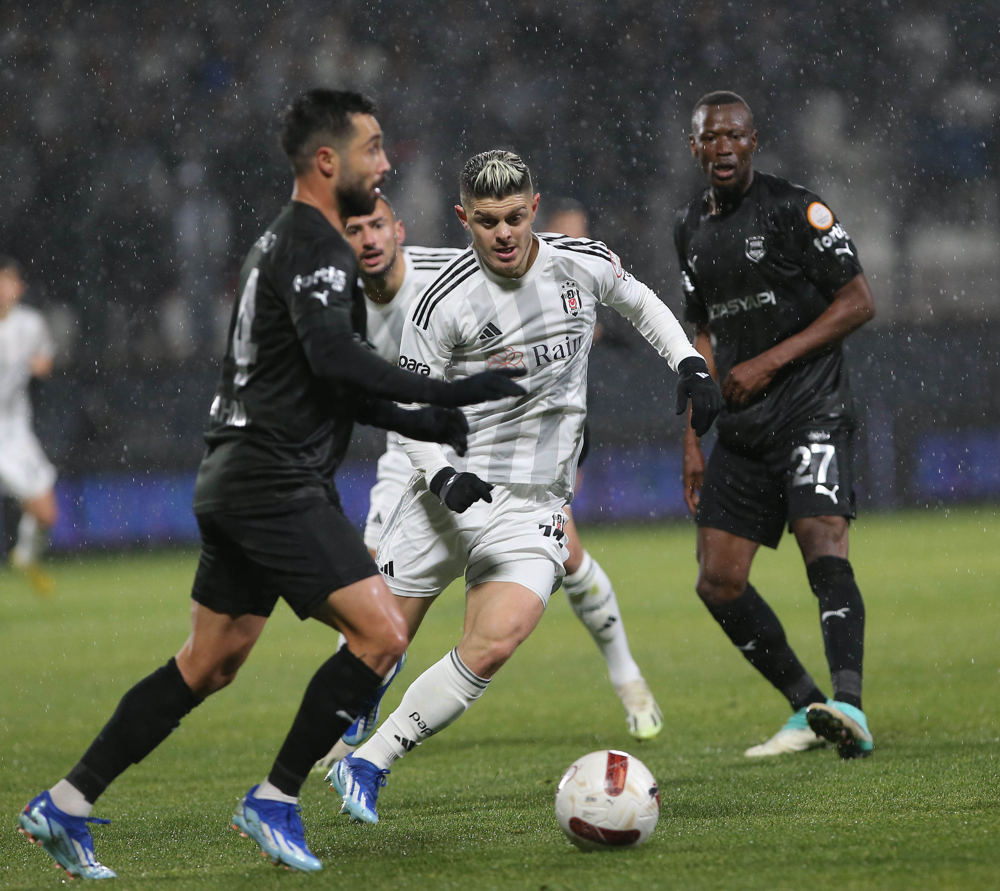 Pendikspor – Beşiktaş (FOTOĞRAFLAR)