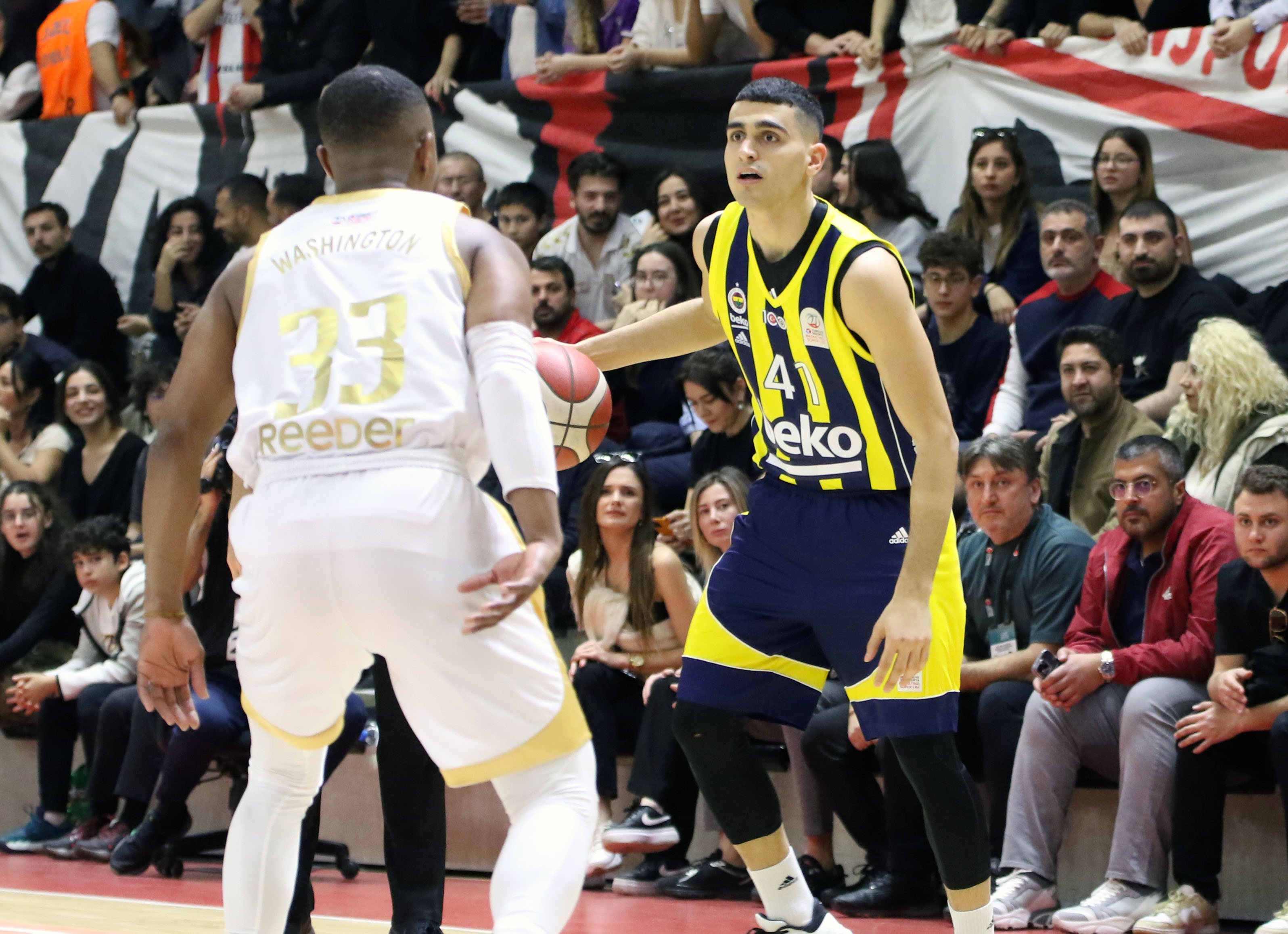 Samsunspor - Fenerbahçe Beko: 75-96 