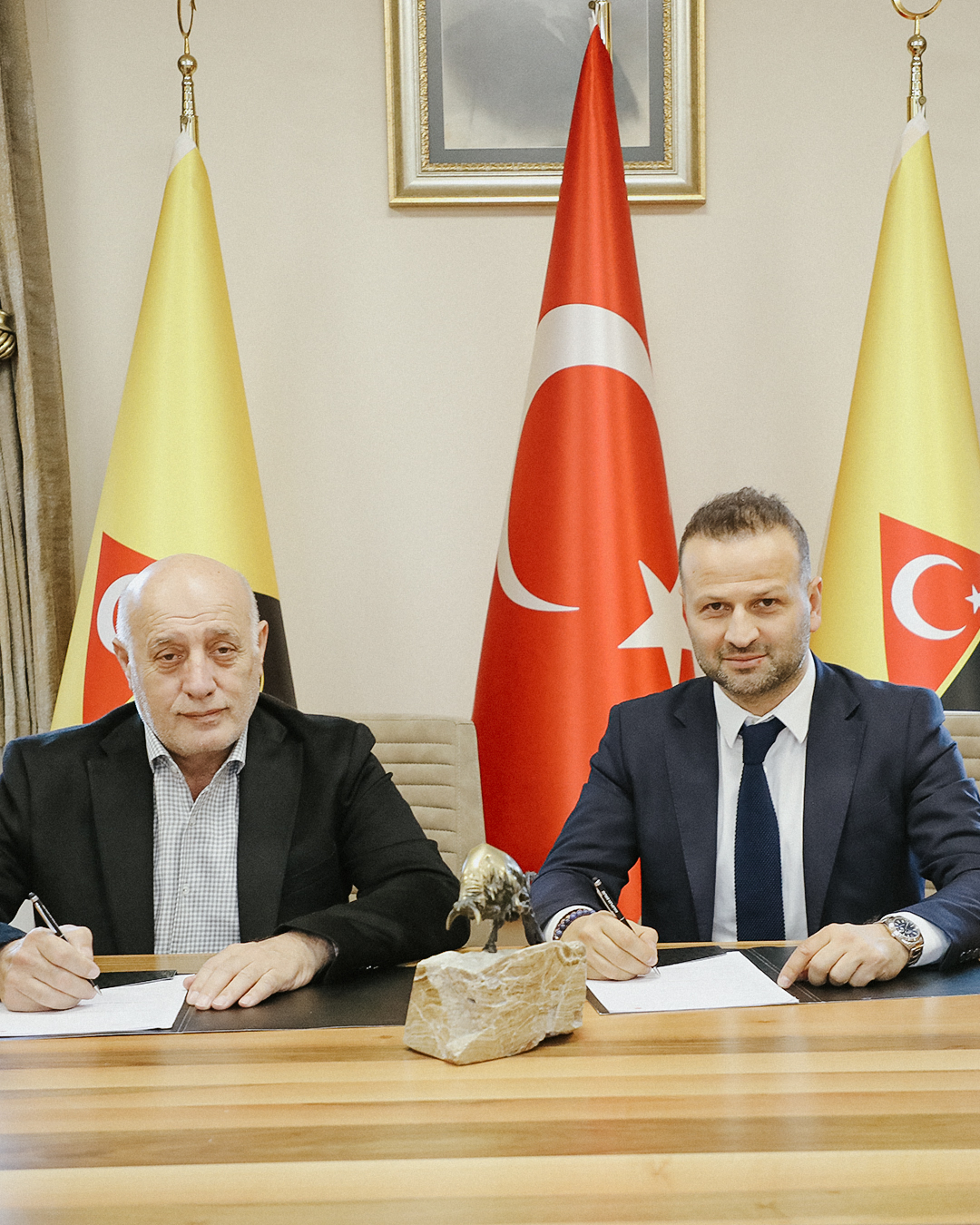 İstanbulspor’da Osman Zeki Korkmaz dönemi (FOTOĞRAFLAR)