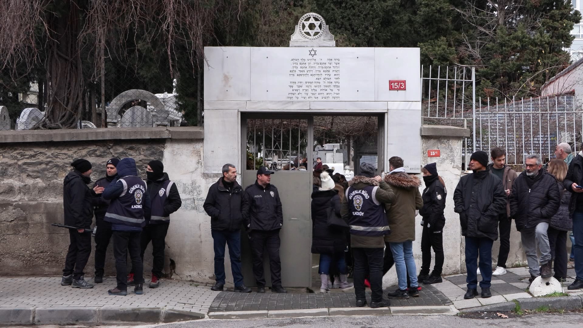 Yazar Mario Levi son yolculuğuna uğurlandı 