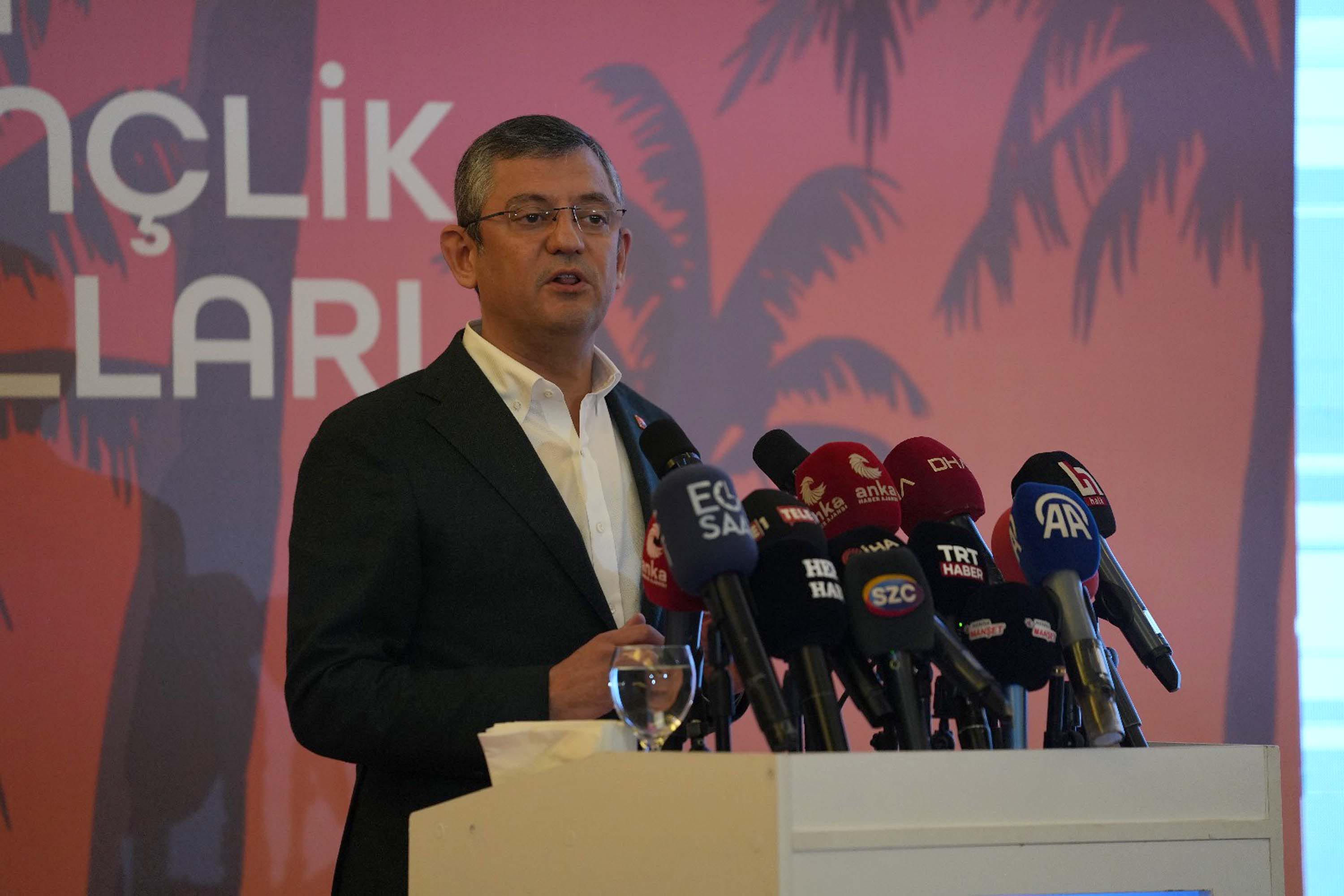 Özgür Özel: Saadet Partisi her gün 60 dakikalık söz hakkını kullanacak (2)